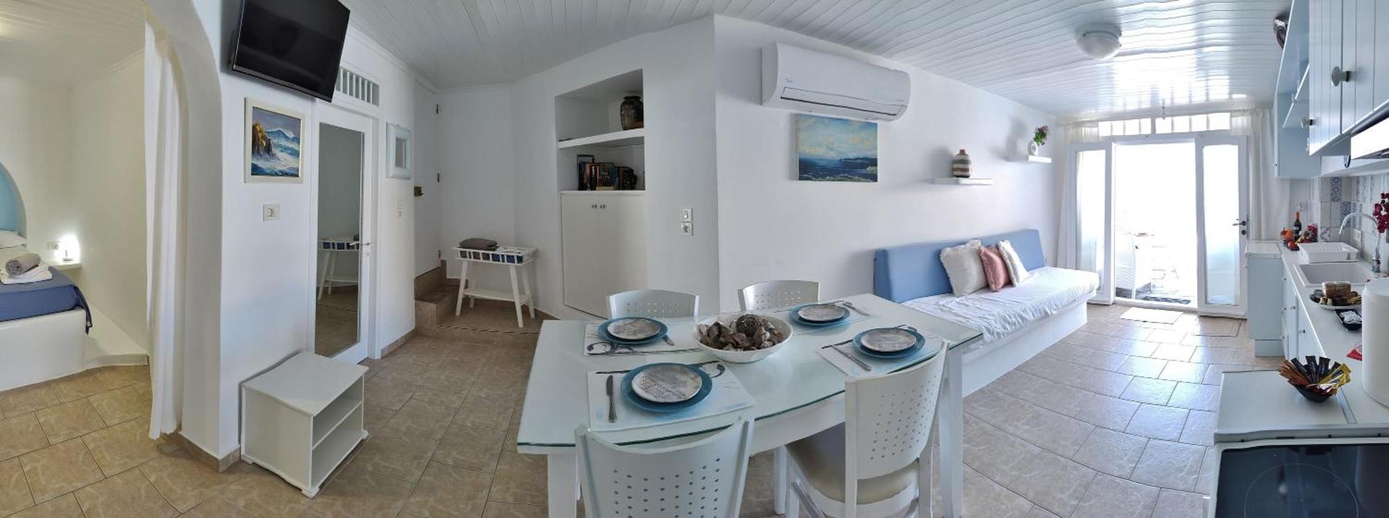Blue Mare Apartments On The Beach Firopotamos Стая снимка