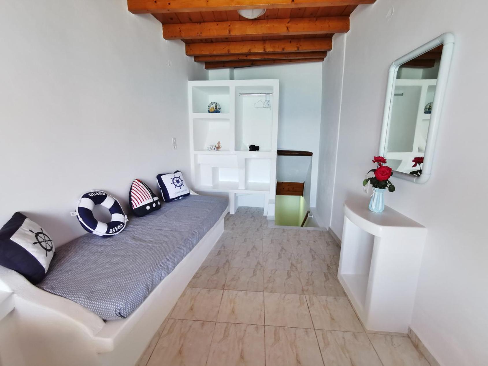 Blue Mare Apartments On The Beach Firopotamos Стая снимка