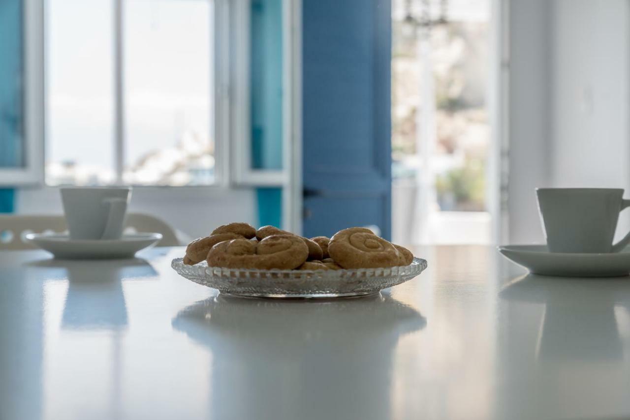 Blue Mare Apartments On The Beach Firopotamos Екстериор снимка